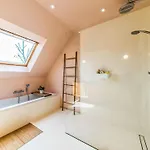 Вилла Vosseslag - Garage And Big Garden By Interhome