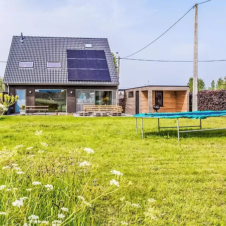 Вилла Vosseslag - Garage And Big Garden By Interhome *